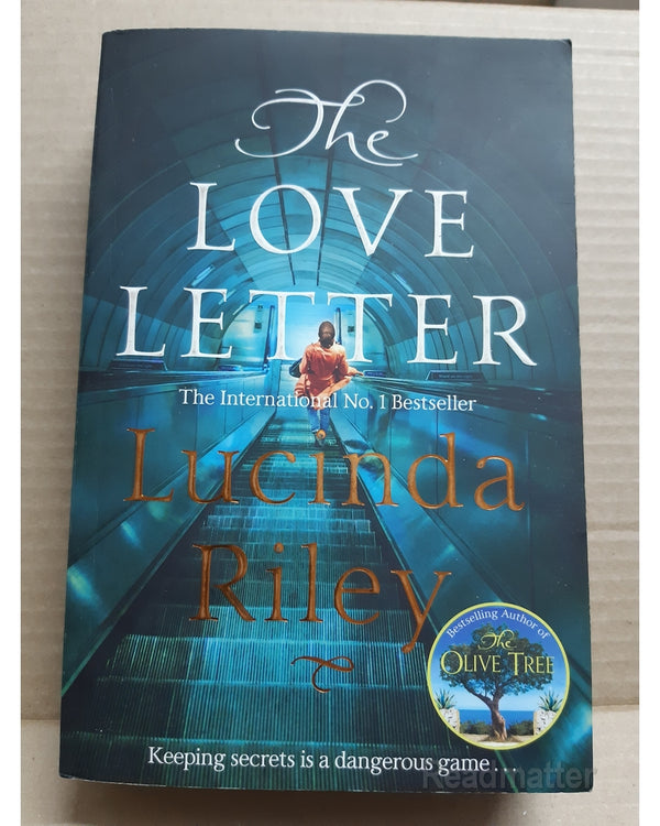 Front Cover Of The Love Letter (Lucinda Riley)