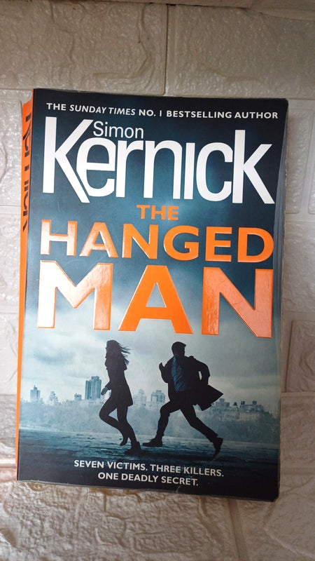 Front Cover Of The Hanged Man (Simon Kernick)