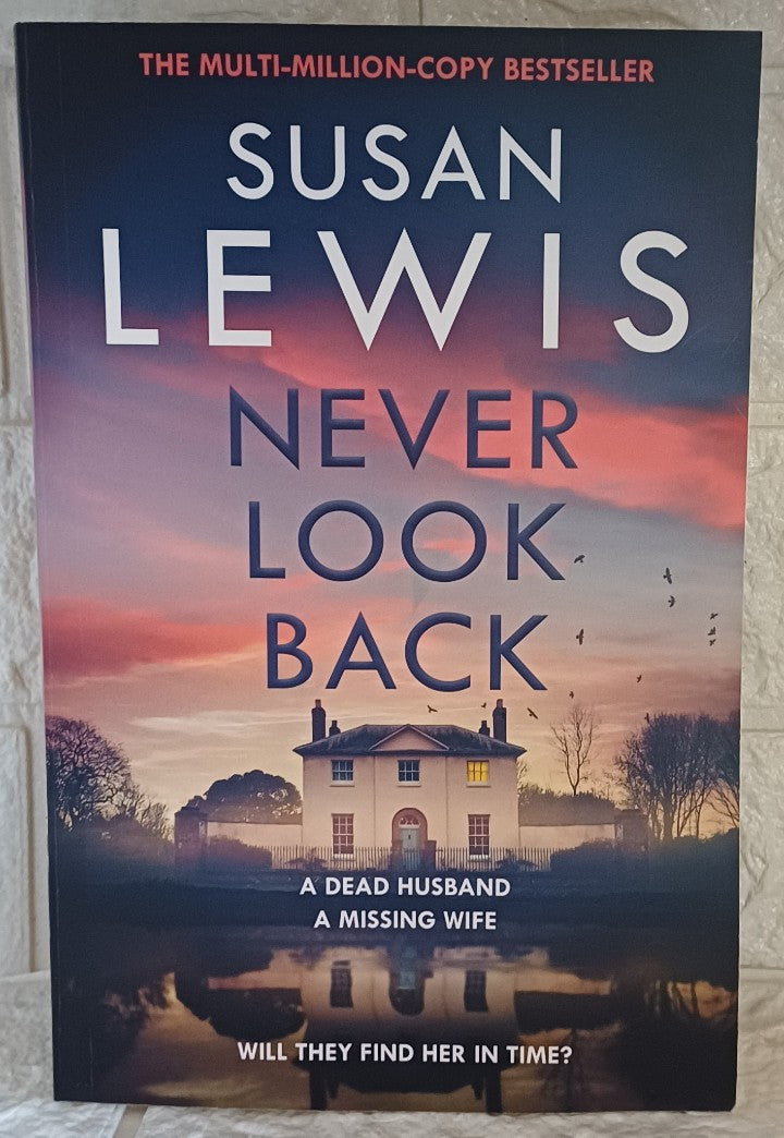 Front Cover Of Never look back (Susan Lewis)