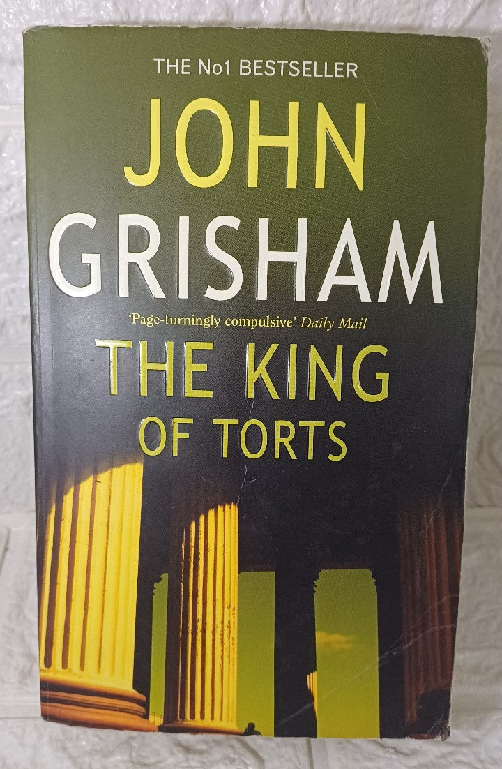Front Cover Of The King Of Torts (John Grisham)