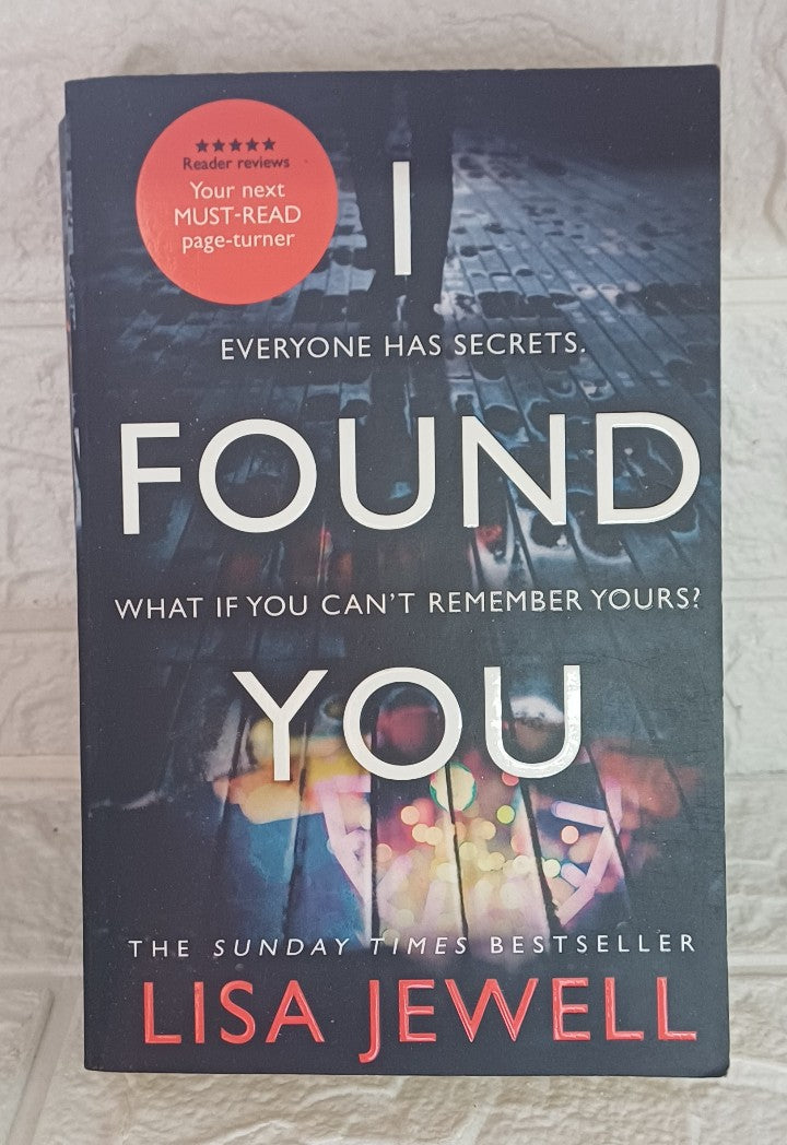 Front Cover Of I Found You (Lisa Jewell)