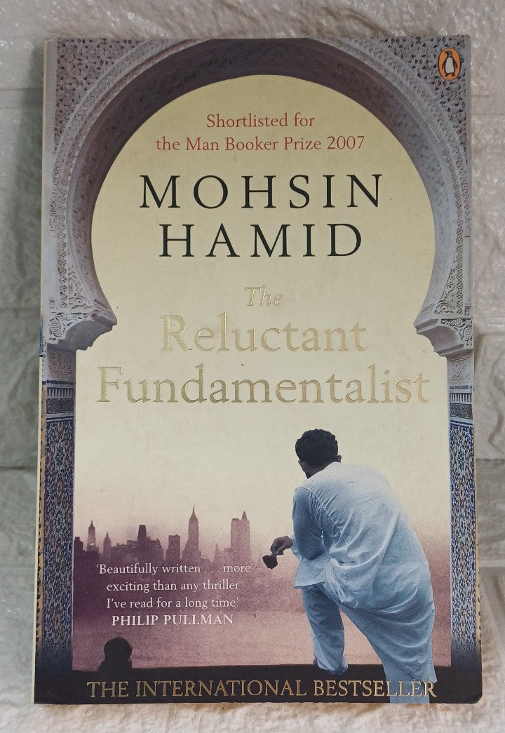 Front Cover Of The Reluctant Fundamentalist (Mohsin Hamid)