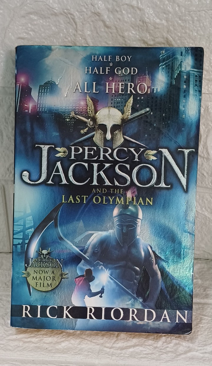 Front Cover Of Percy Jackson and the Last Olympian (Percy Jackson and the Olympians, #5) (Rick Riordan)