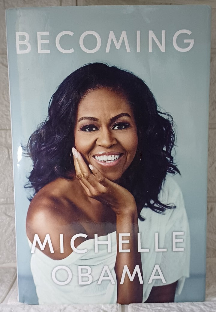 Front Cover Of Becoming (Michelle Obama)