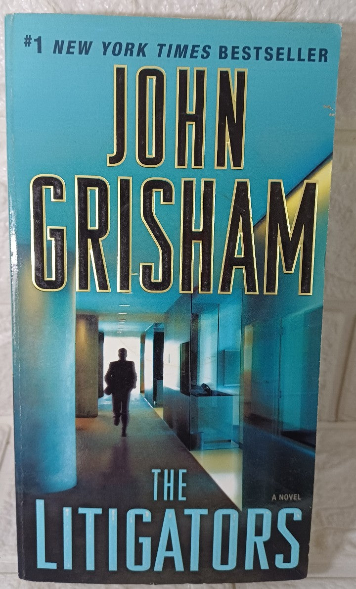 Front Cover Of The Litigators (John Grisham)