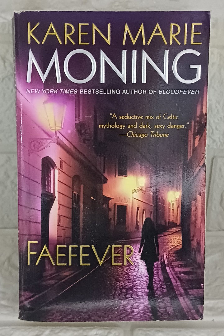 Front Cover Of Faefever (Fever, #3) (Karen Marie Moning)