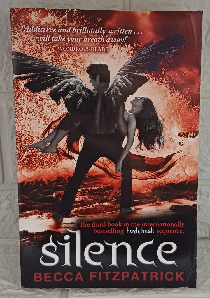 Front Cover Of Silence (Hush, Hush, #3) (Becca Fitzpatrick)