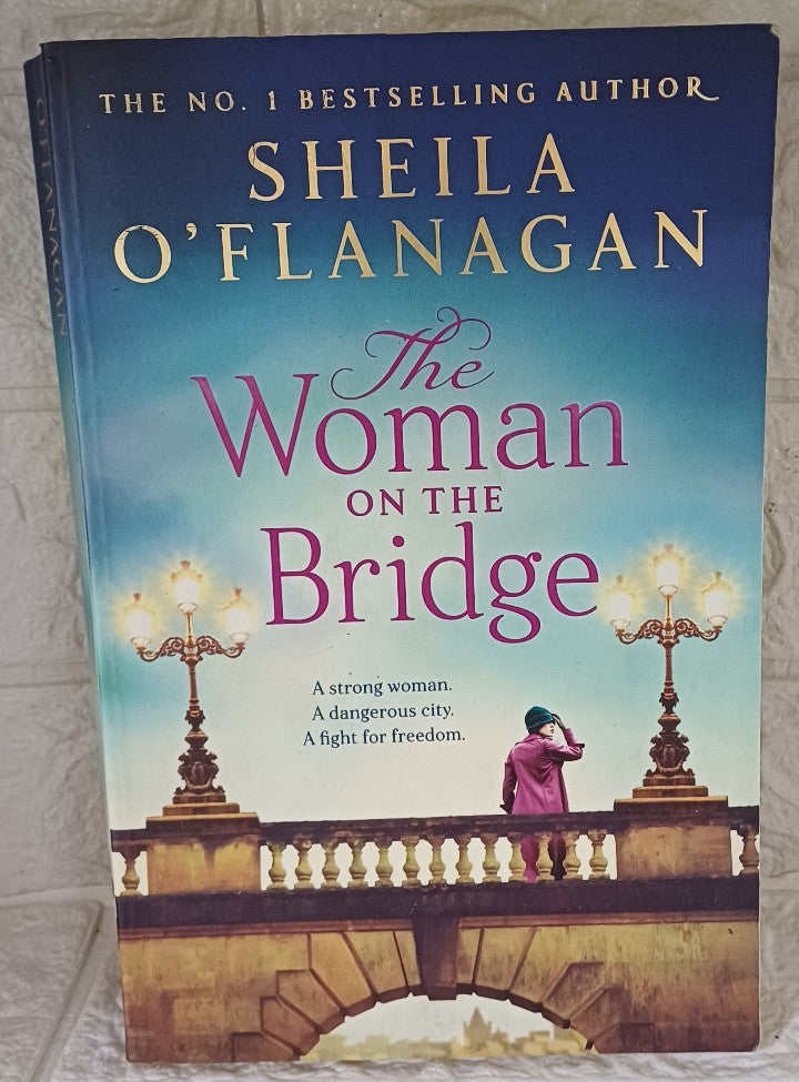 Front Cover Of The Woman on the Bridge (Sheila O'Flanagan)