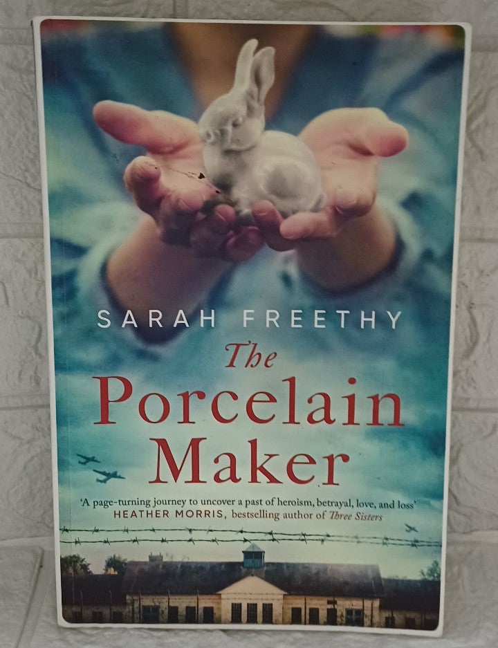 Front Cover Of The Porcelain Maker (Sarah Freethy)