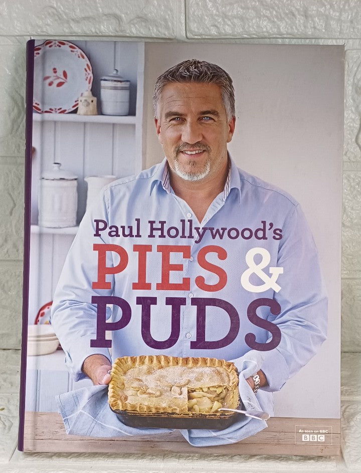 Front Cover Of Paul Hollywood's Pies and Puds (Paul Hollywood)