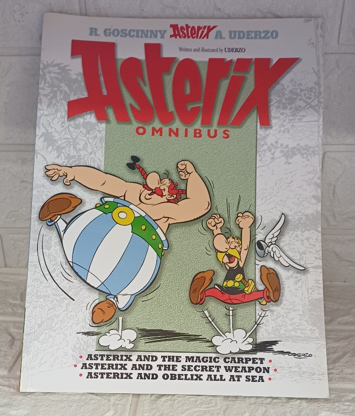 Front Cover Of Asterix Omnibus, vol. 10 (Asterix, #28-30) (Albert Uderzo)