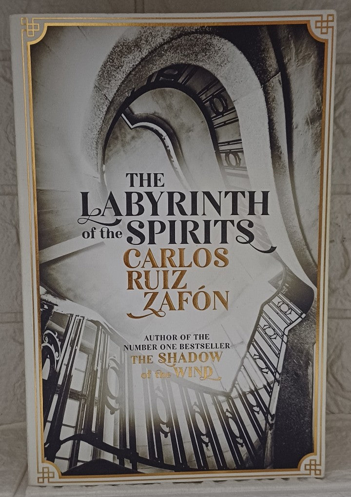 Front Cover Of The Labyrinth of the Spirits (Carlos Ruiz Zafón; Lucia Graves
