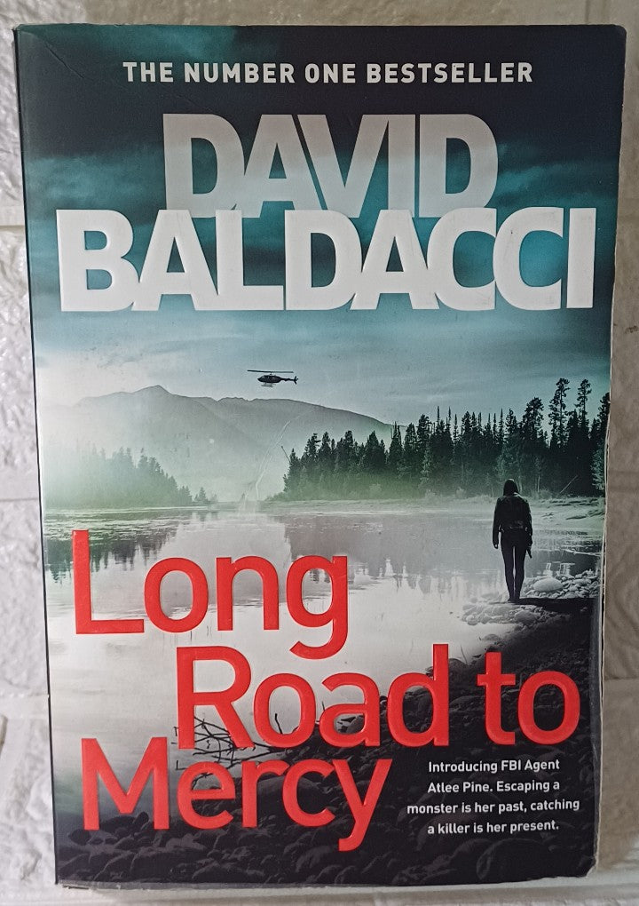 Front Cover Of Long Road To Mercy (Atlee Pine #1) (David Baldacci)