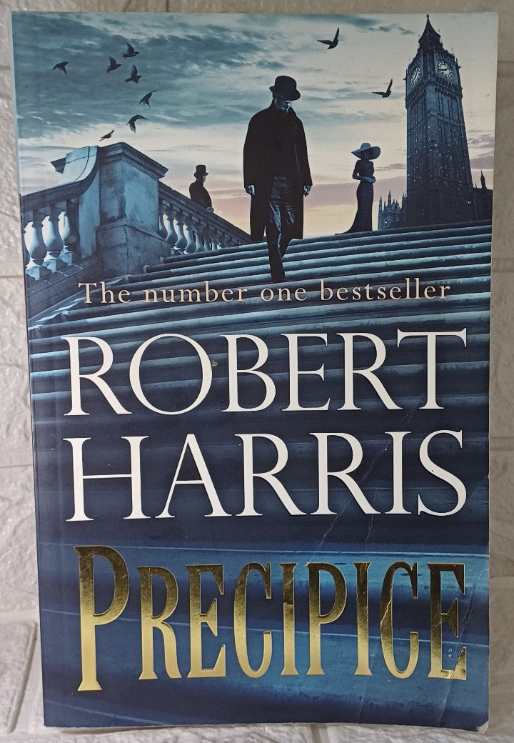 Front Cover Of Precipice (Robert Harris)