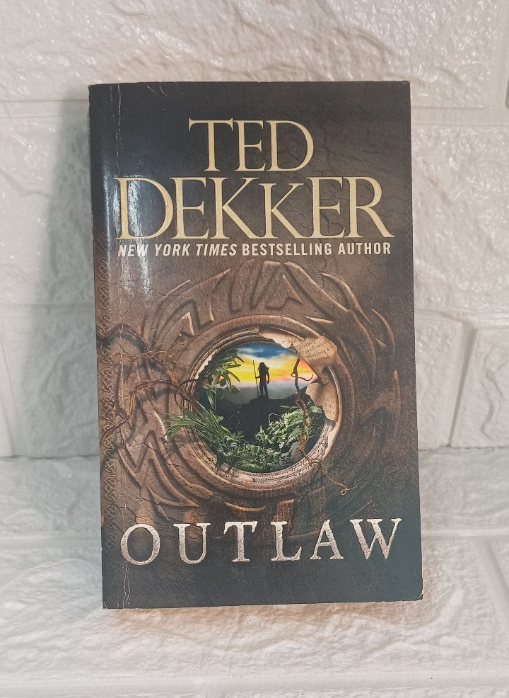 Front Cover Of Outlaw (Ted Dekker)