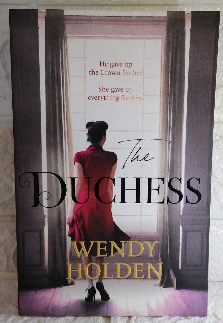 Front Cover Of The Duchess (Wendy Holden)