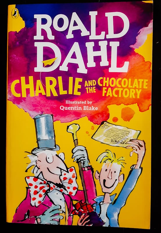 Front Cover Of Charlie And The Chocolate Factory (Charlie Bucket #1) (Roald Dahl
)
