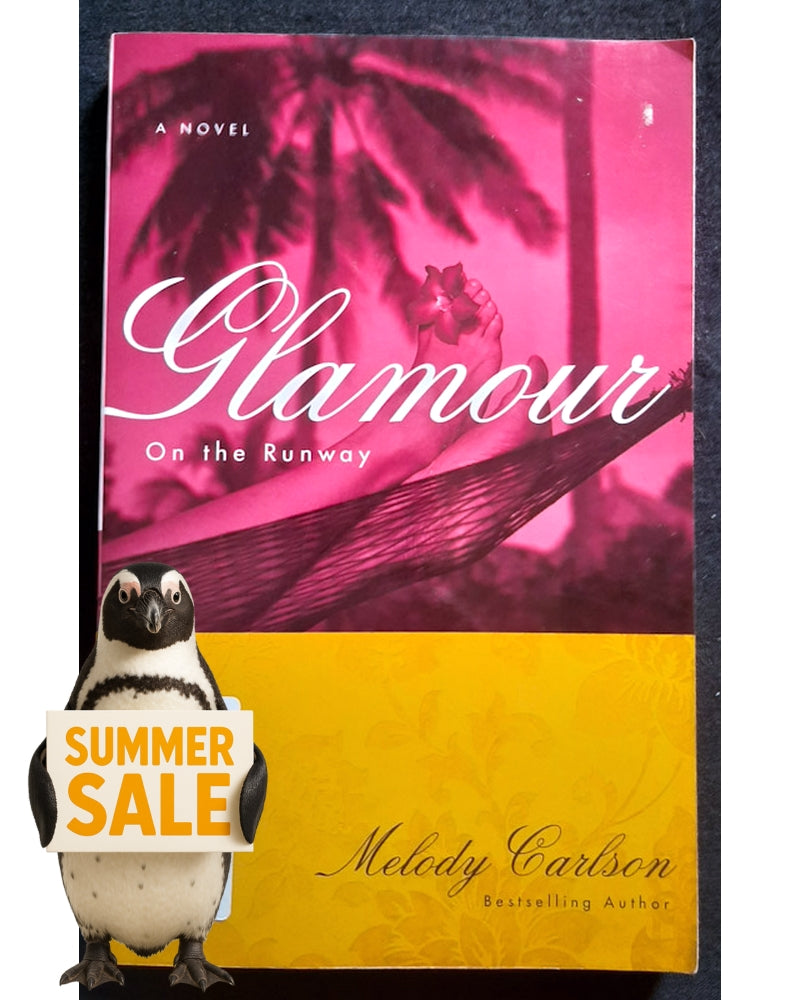 Front Cover Of Glamour (On the Runway #5) (Melody Carlson)