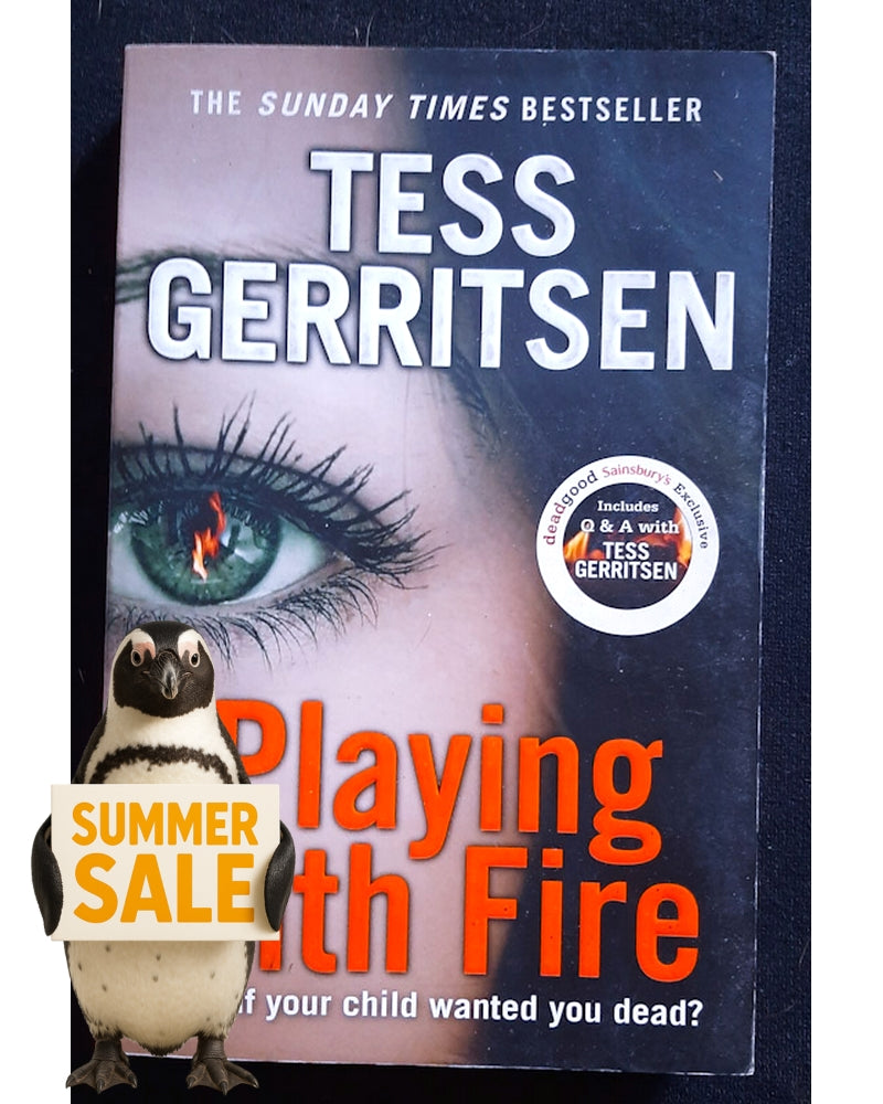 Front Cover Of Playing with Fire (Tess Gerritsen)