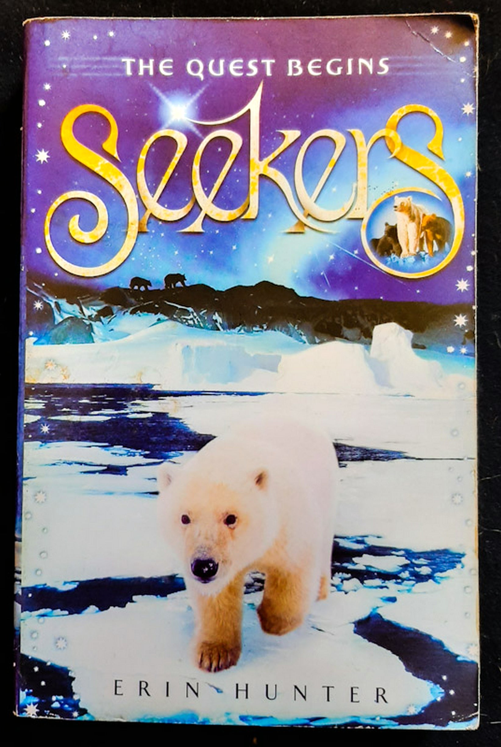 Front Cover Of The Quest Begins (Seekers #1) (Erin Hunter)