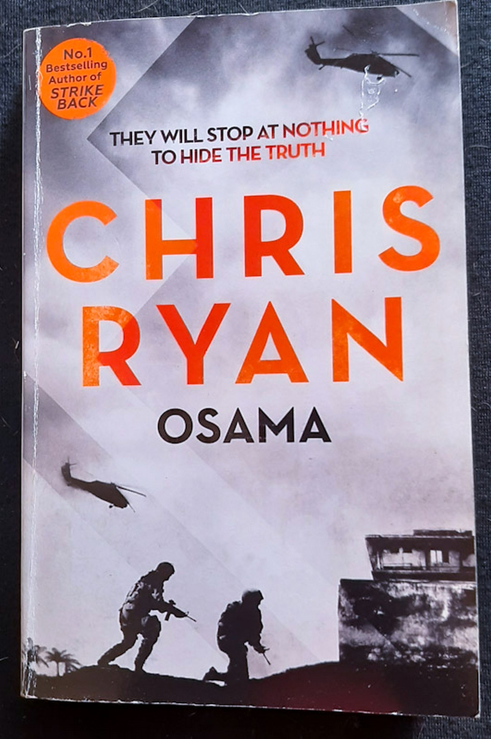 Front Cover Of Osama (Chris Ryan)