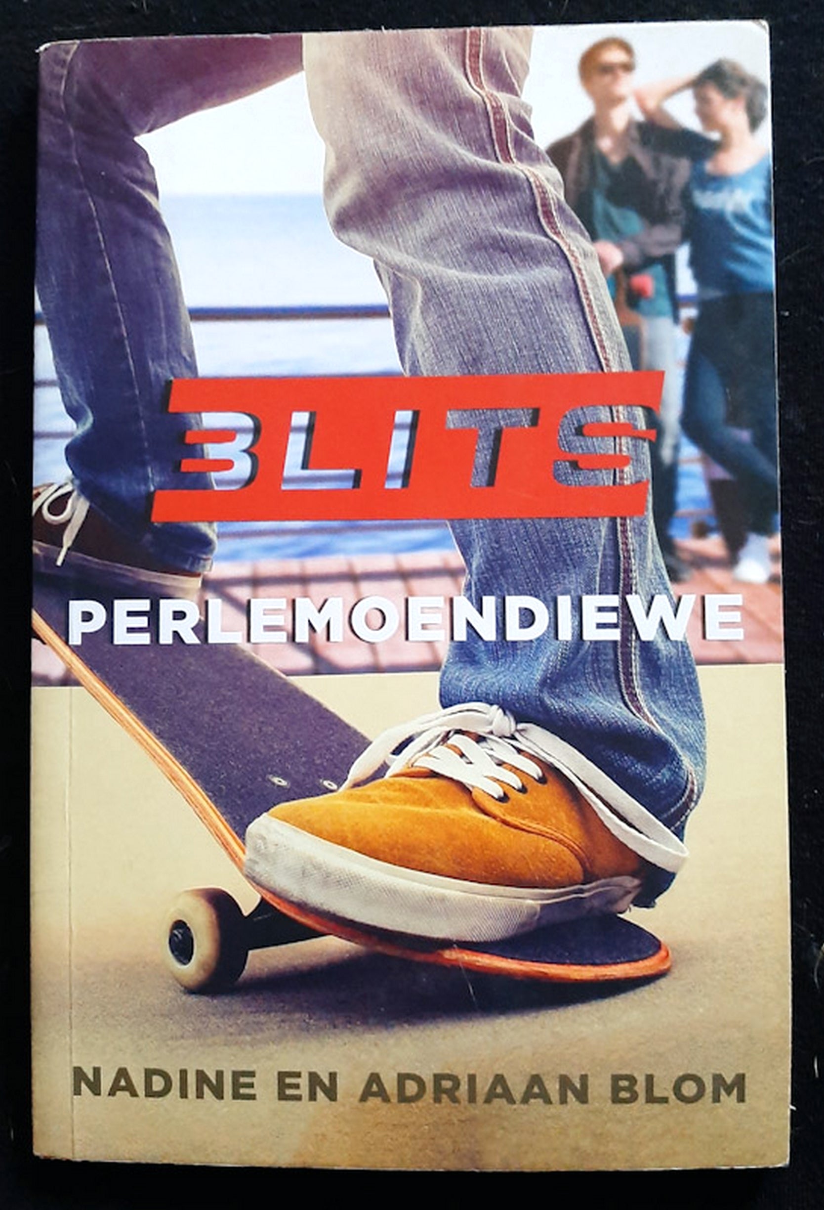 Front Cover Of Blits: Perlemoendiewe (Nadine Blom)