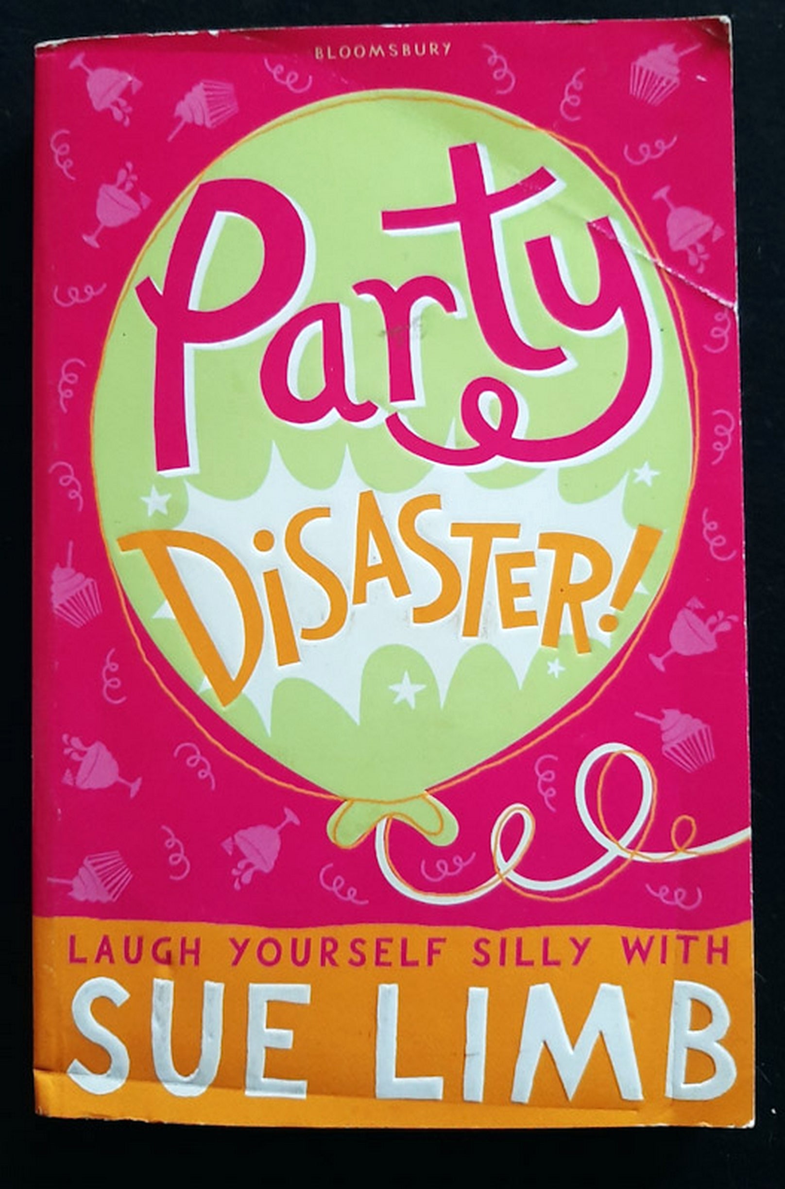 Front Cover Of Party Disaster! (Jess Jordan #6) (Sue Limb)