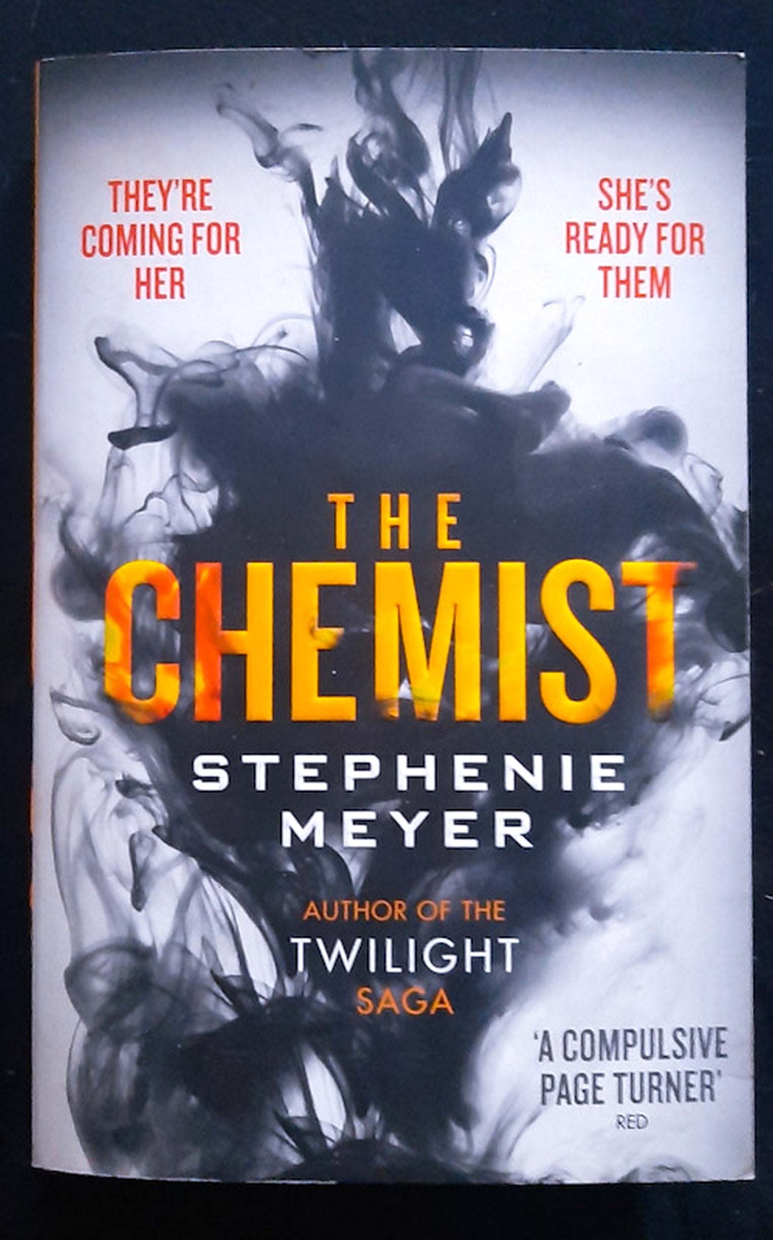 Front Cover Of The Chemist (Stephenie Meyer)