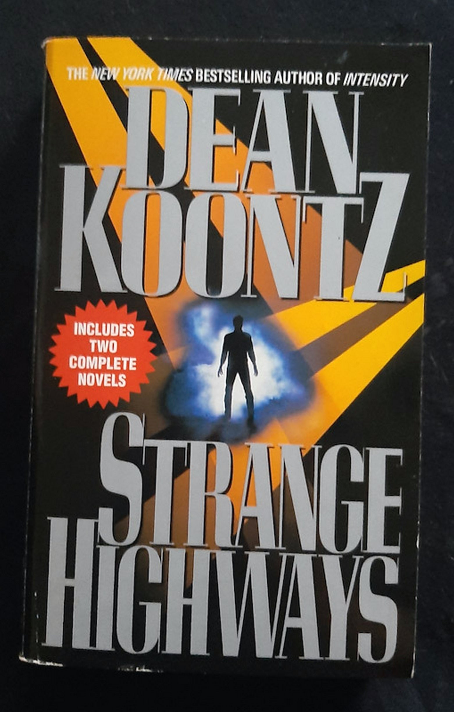 Front Cover Of Strange Highways (Dean Koontz)