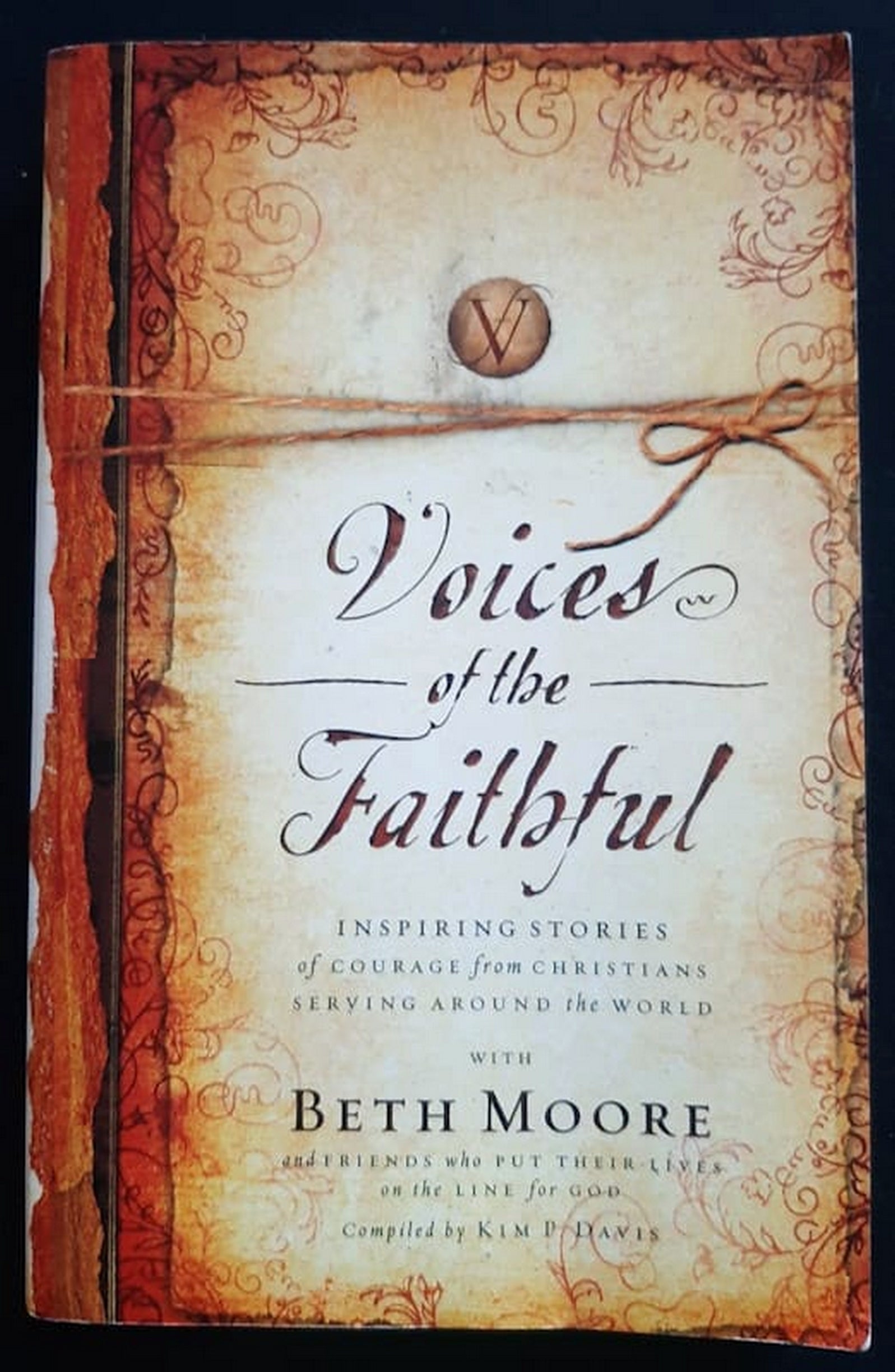 Front Cover Of Voices of the Faithful (Beth Moore)