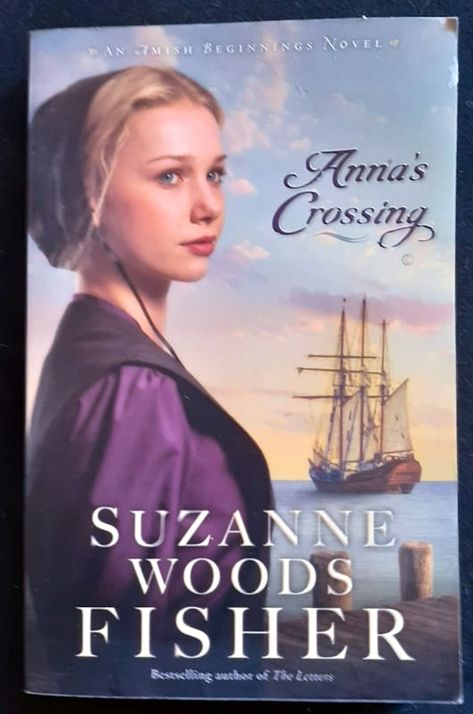 Front Cover Of Anna's Crossing (Amish Beginnings #1) (Suzanne Woods Fisher)