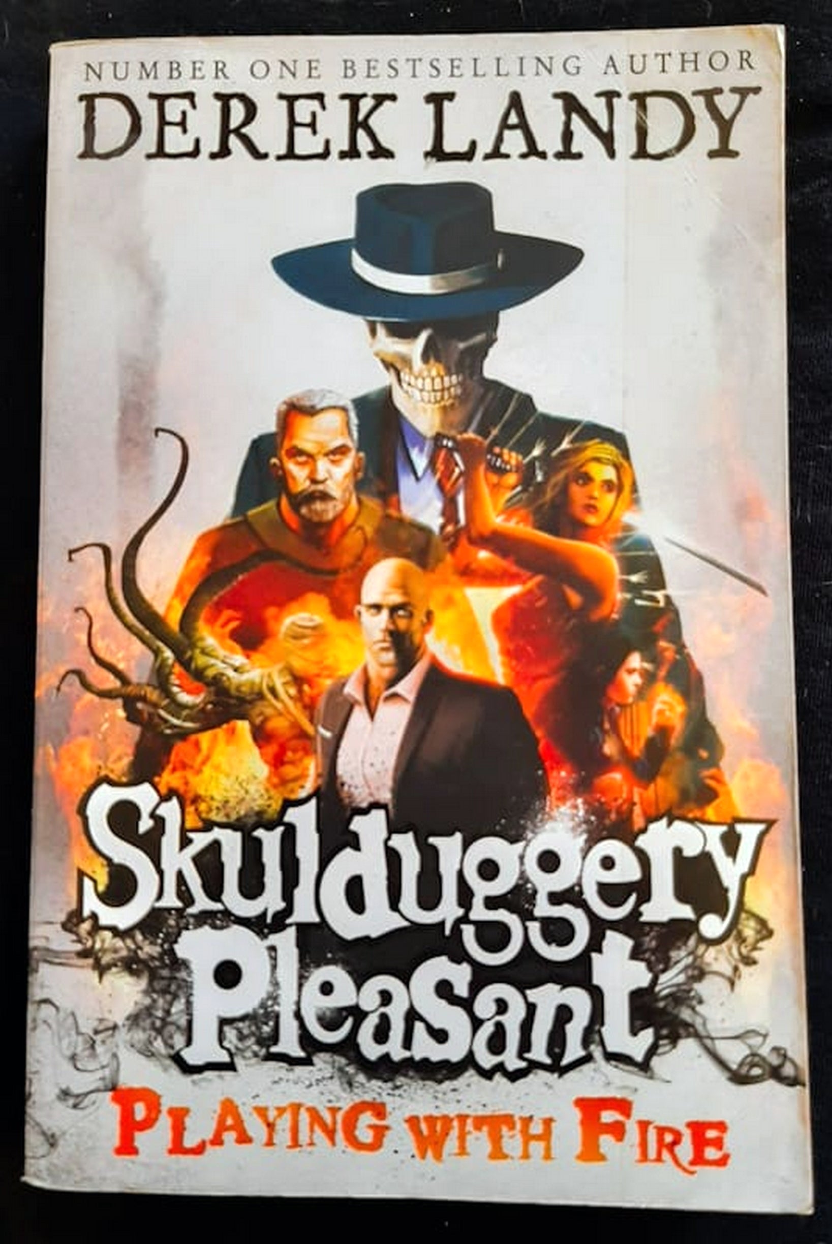 Front Cover Of Playing with Fire (Skulduggery Pleasant #2) (Derek Landy)