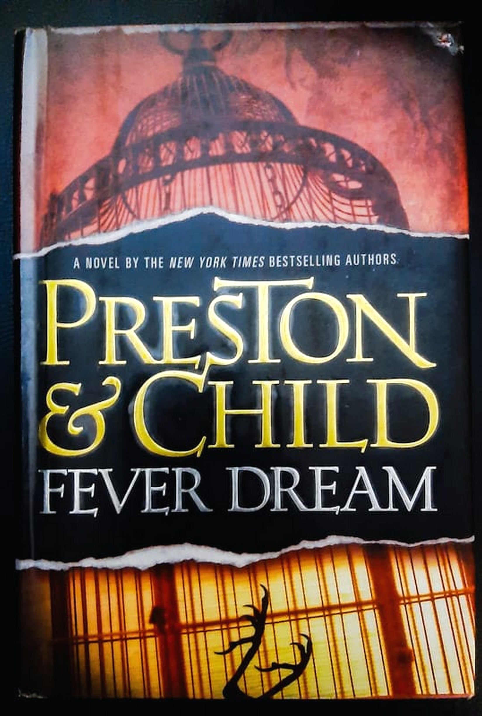 Front Cover Of Fever Dream (Aloysius Pendergast #10) (Douglas Preston and Lincoln Child)