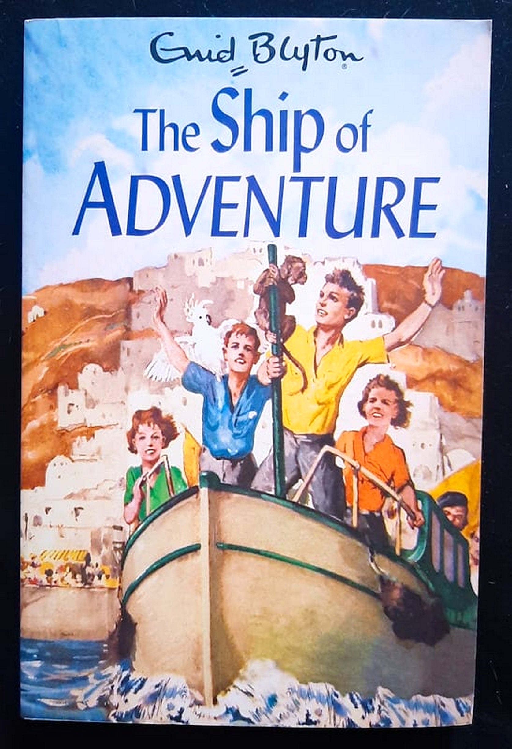 Front Cover Of The Ship of Adventure (Adventure #6) (Enid Blyton)