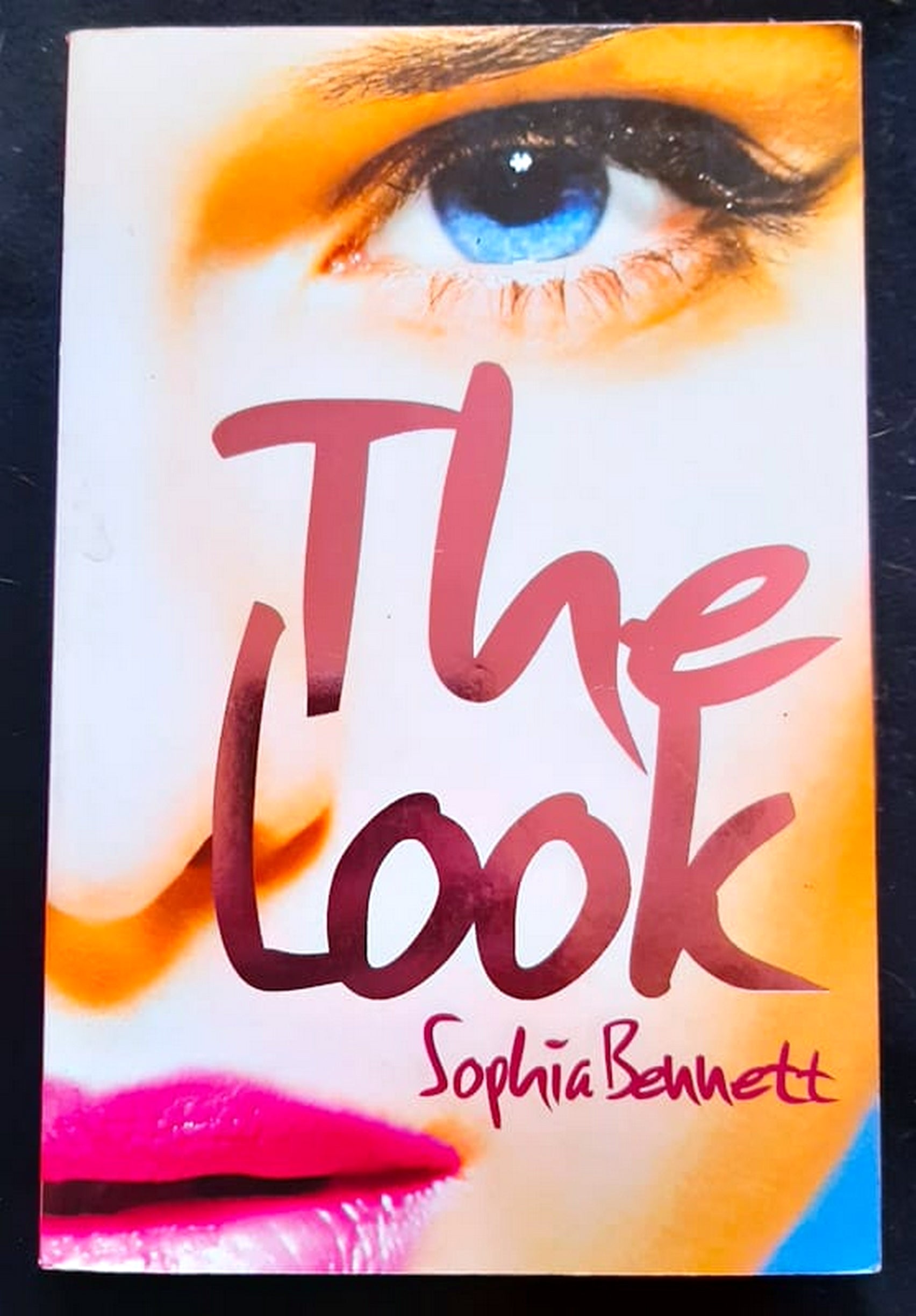 Front Cover Of The Look (Sophia Bennett)