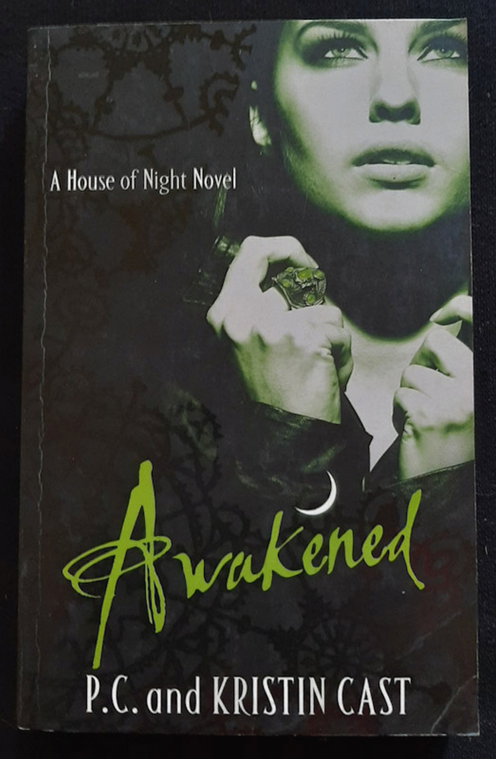Front Cover Of Awakened (House of Night #8) (P.C. Cast)