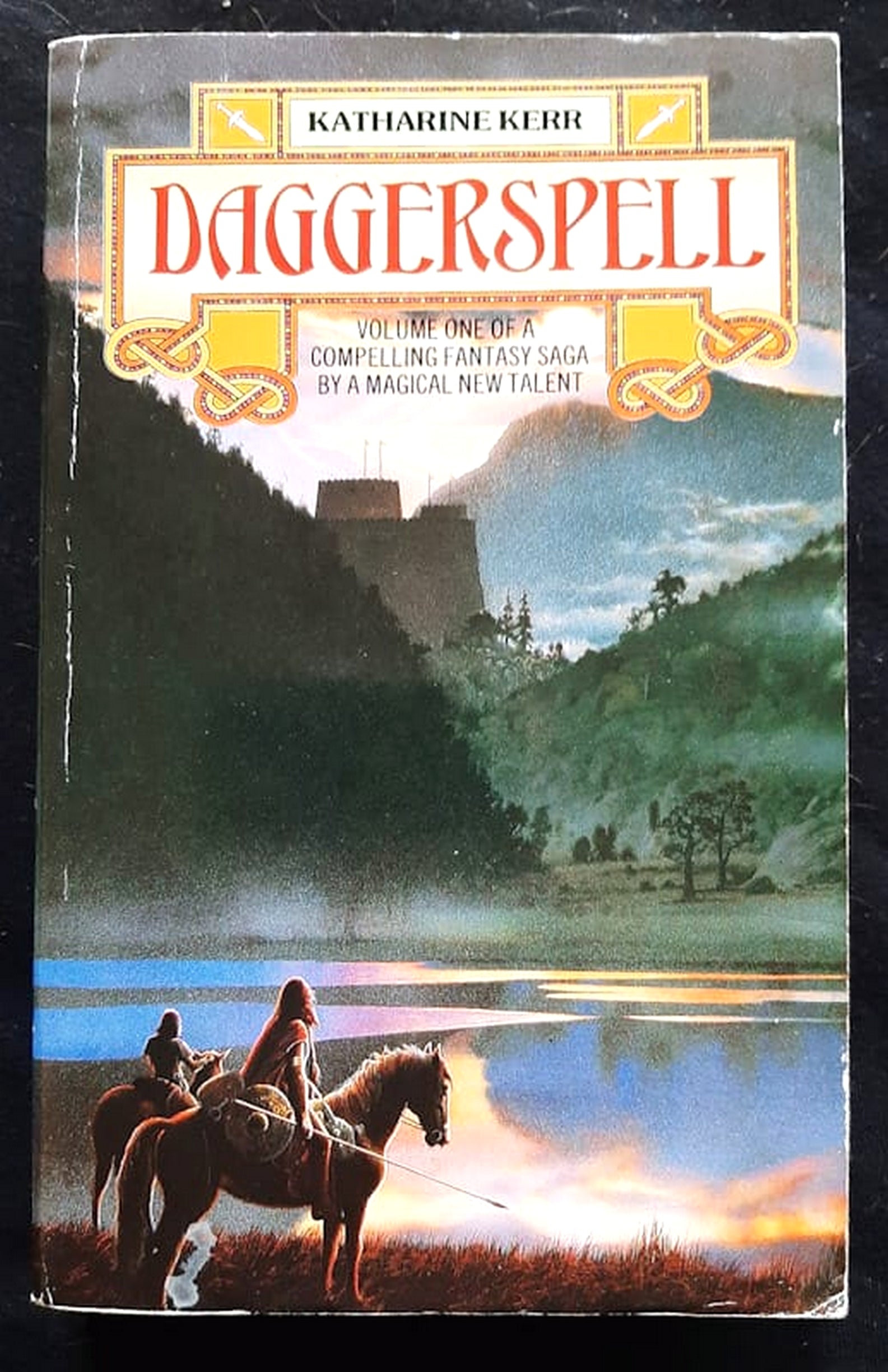 Front Cover Of Daggerspell (Deverry Cycle #1) (Katharine Kerr)