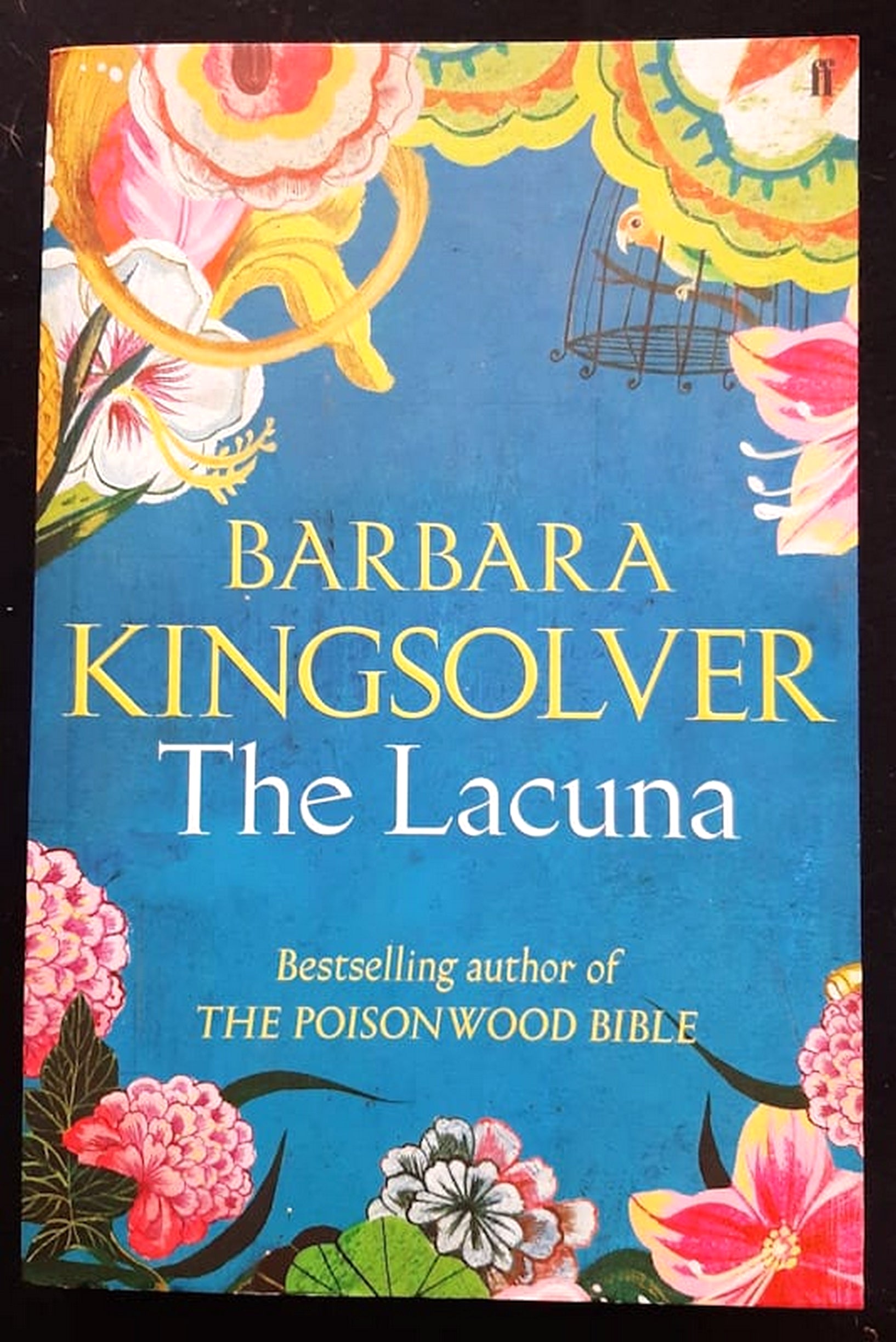 Front Cover Of The Lacuna (Barbara Kingsolver)