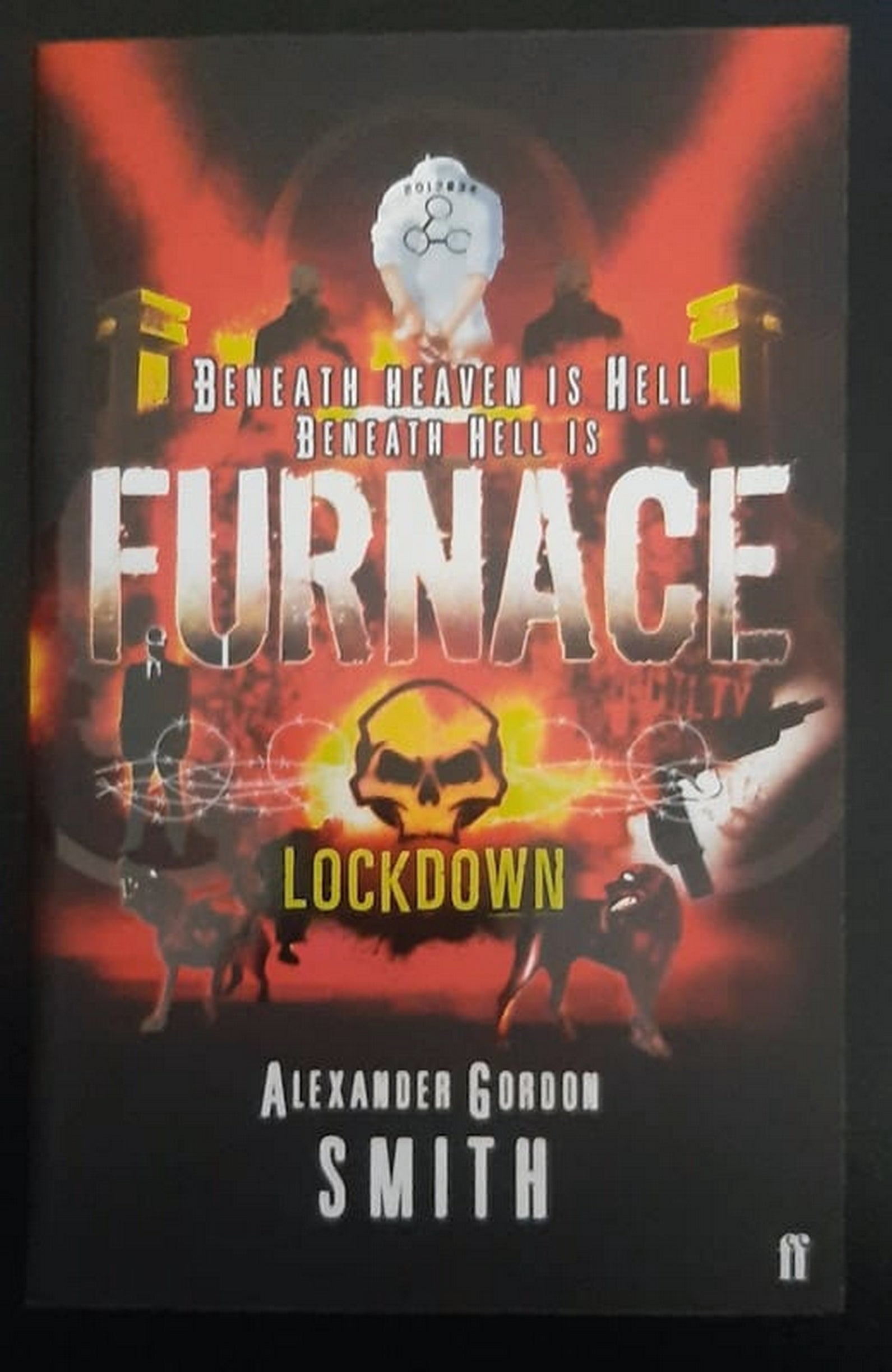 Front Cover Of Lockdown (Escape from Furnace #1) (Alexander Gordon Smith)