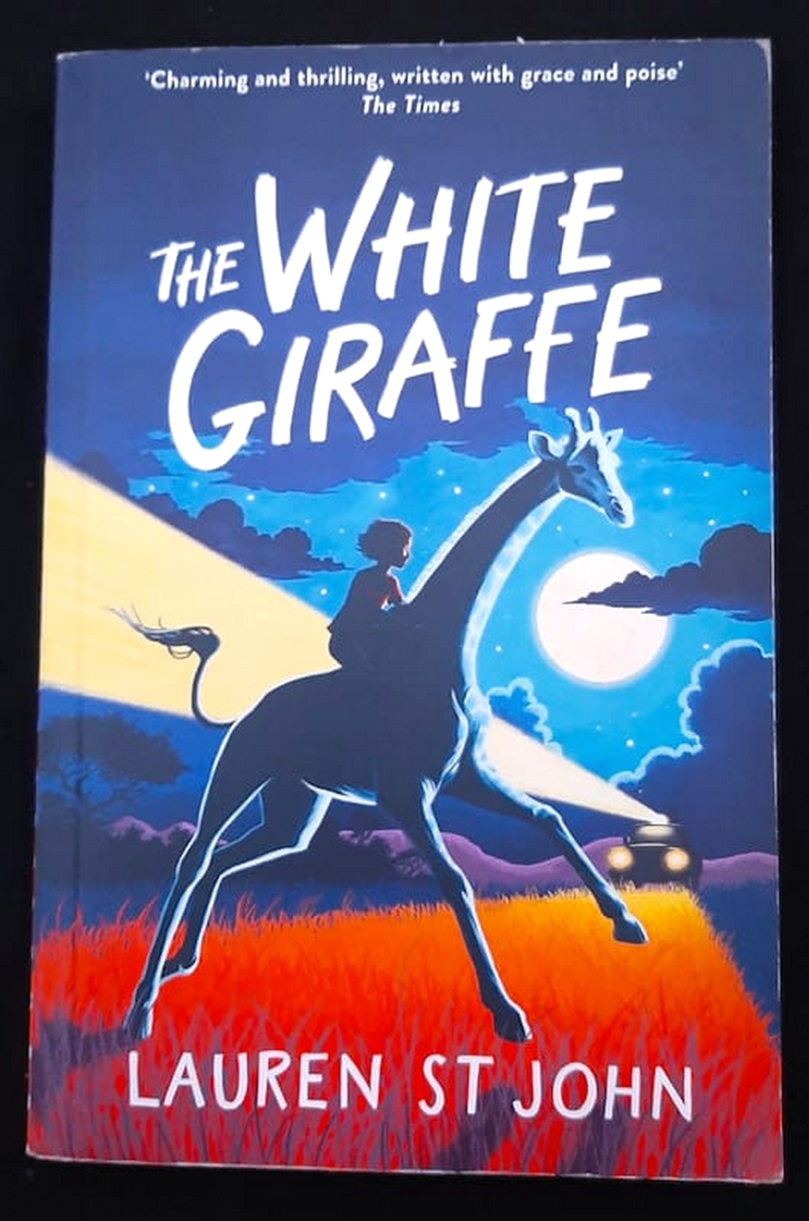 Front Cover Of Bestselling Book The White Giraffe (Animal Healer #1) (Lauren St John
)