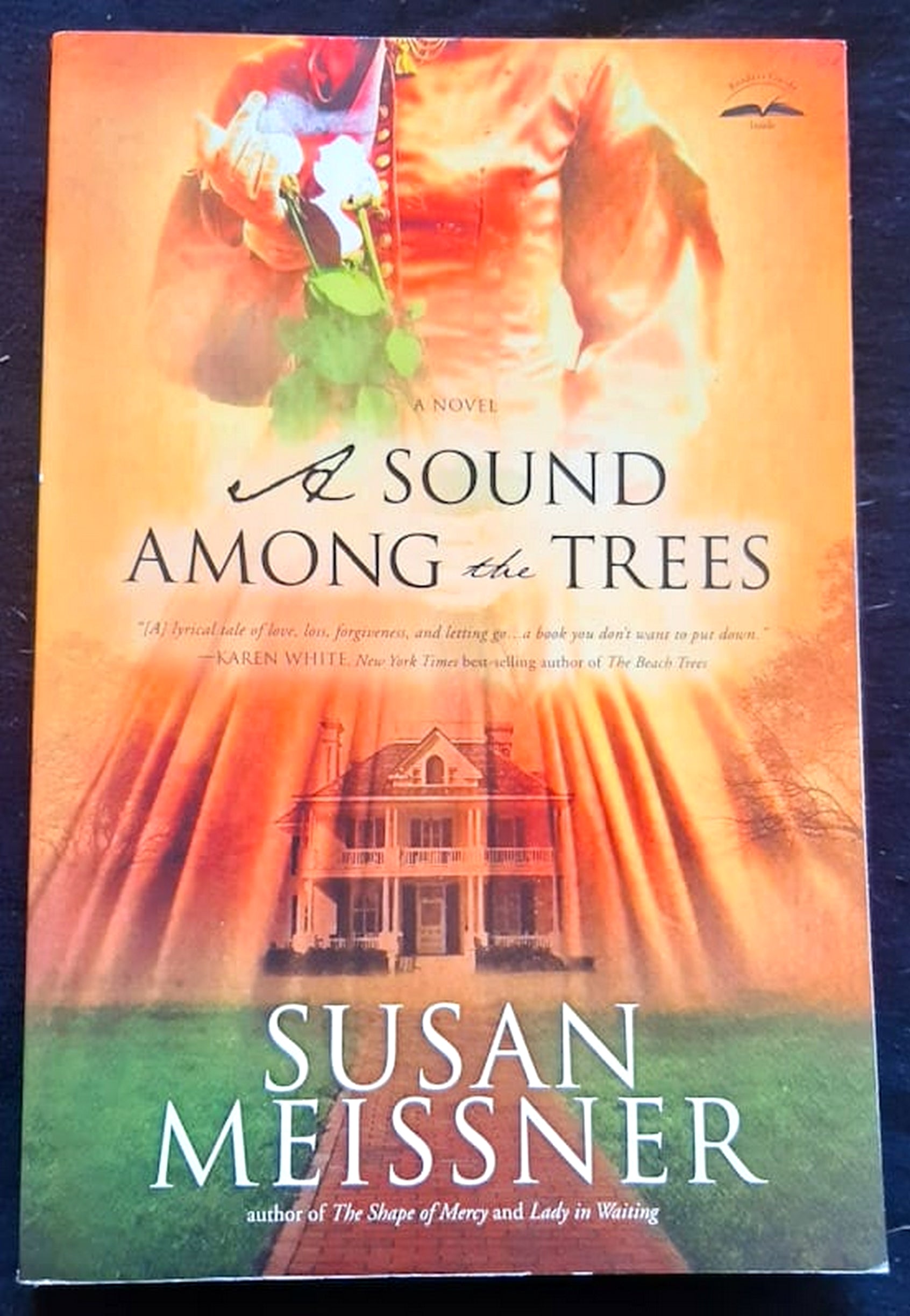 Front Cover Of Bestselling Book A Sound Among The Trees (Susan Meissner
)