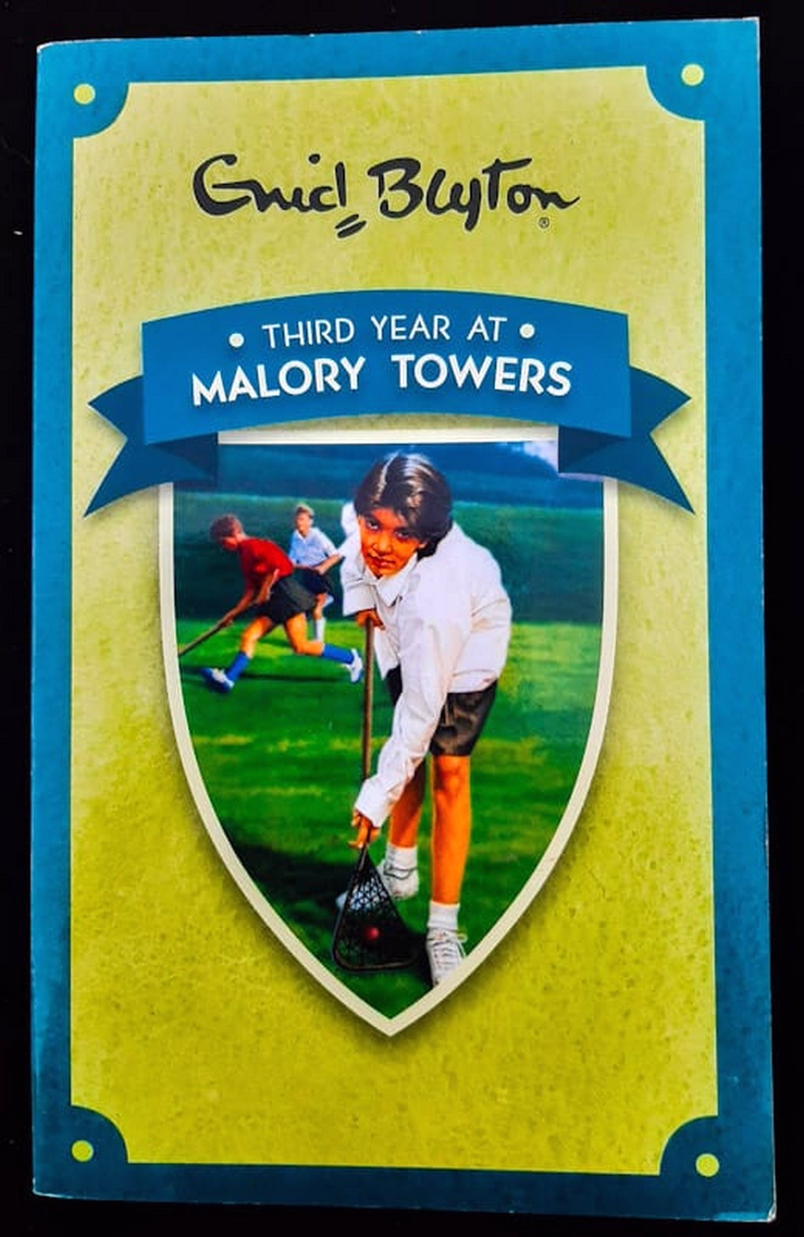 Front Cover Of Bestselling Book Third Year At Malory Towers (Malory Towers #3) (Enid Blyton
)
