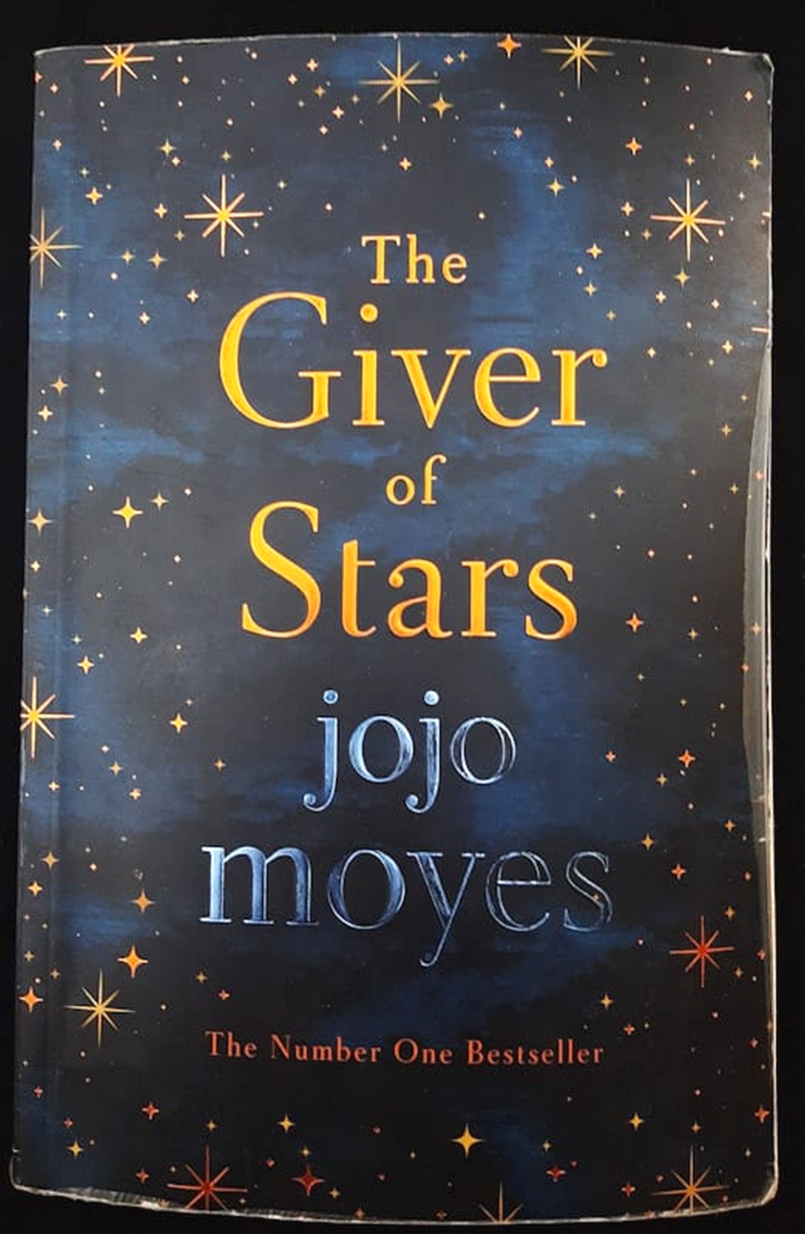 Front Cover Of Bestselling Book The Giver Of Stars (Jojo Moyes
)