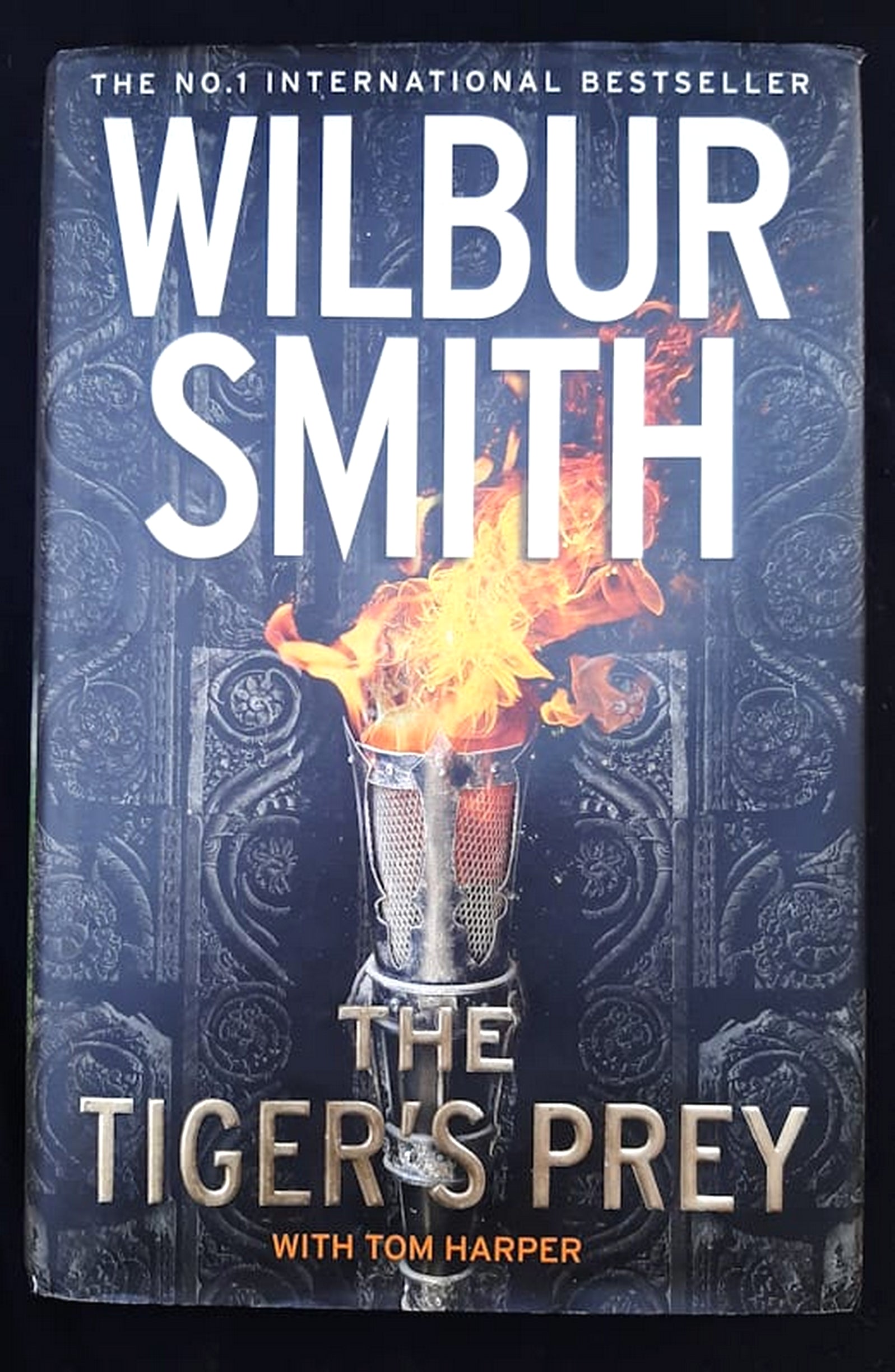 Front Cover Of Bestselling Book The Tiger'S Prey (Courtney Publication Order #16) (Wilbur Smith
)