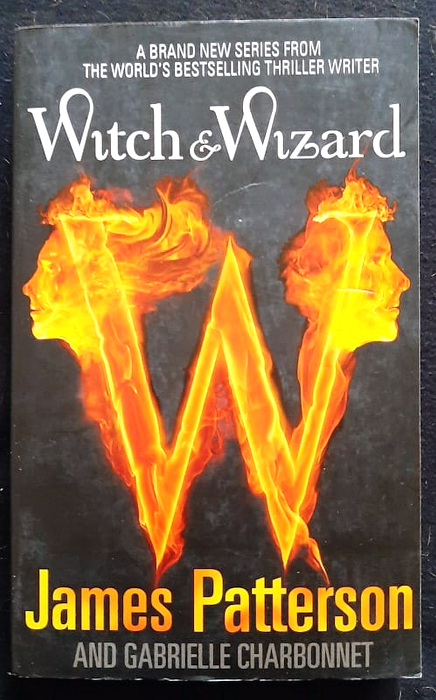 Front Cover Of Bestselling Book Witch & Wizard (Witch & Wizard #1) (James Patterson
)