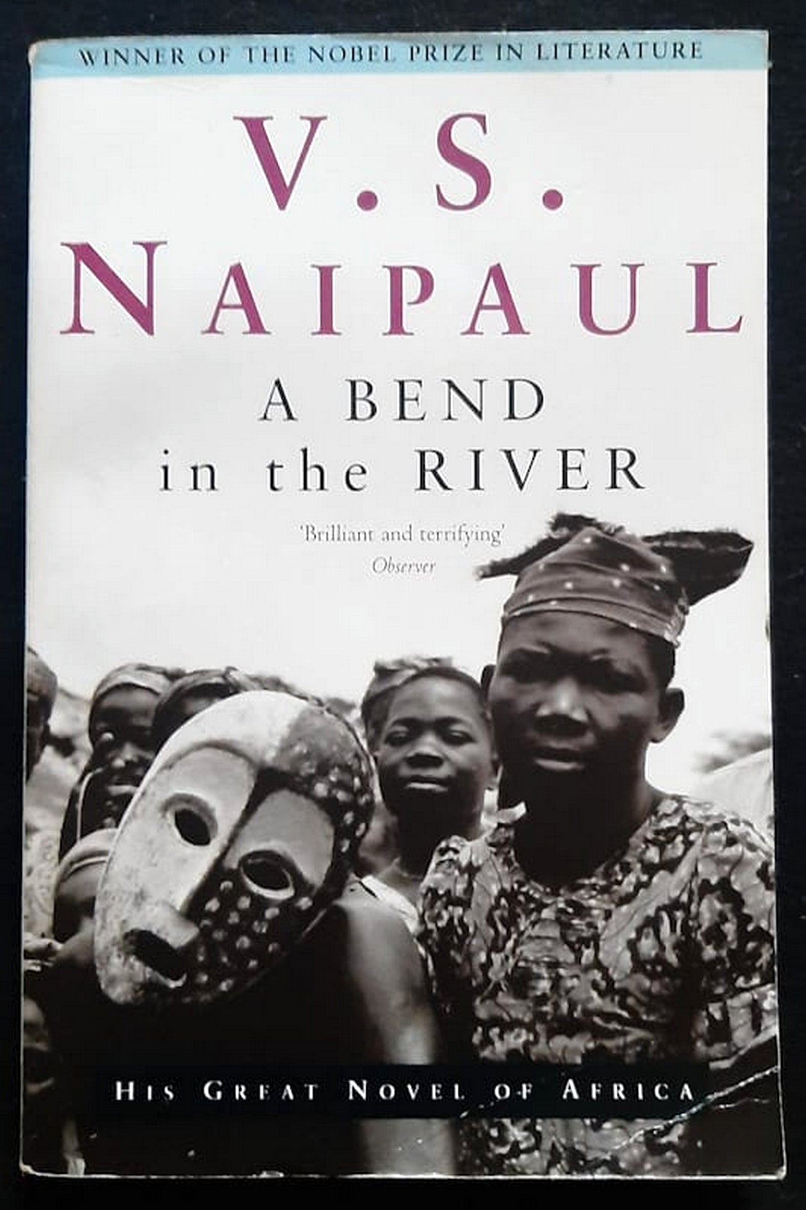 Front Cover Of Bestselling Book A Bend In The River (V.S. Naipaul
)