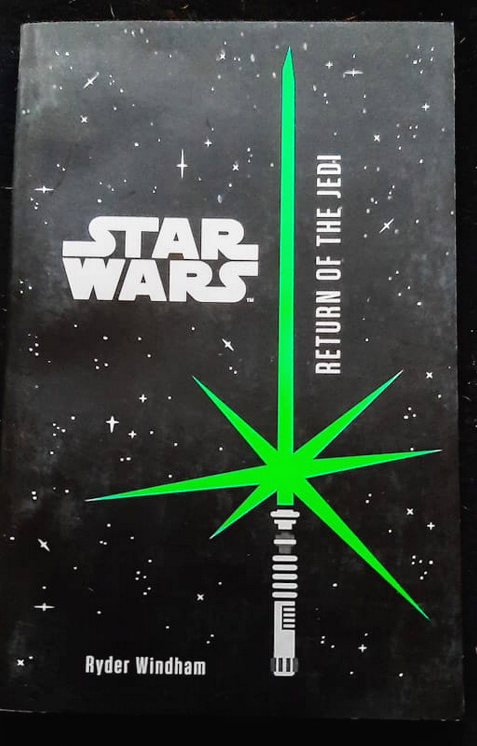 Front Cover Of Bestselling Book Star Wars Trilogy: Return Of The Jedi (Star Wars Junior Novelizations #6) (Ryder Windham
)