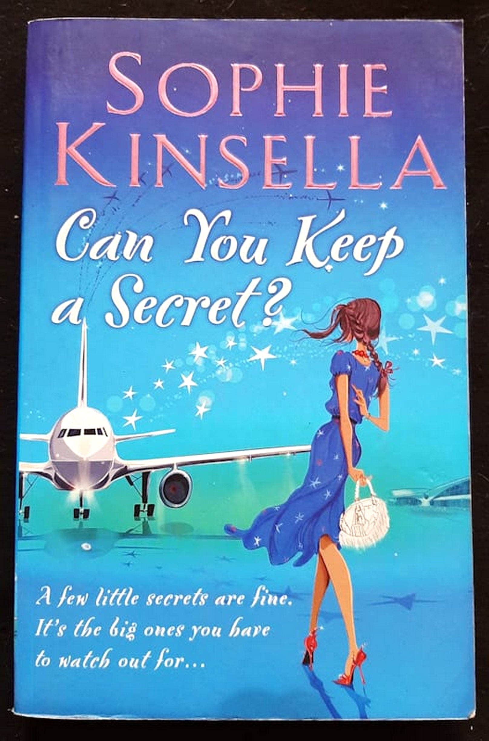 Front Cover Of Bestselling Book Can You Keep A Secret? (Sophie Kinsella
)