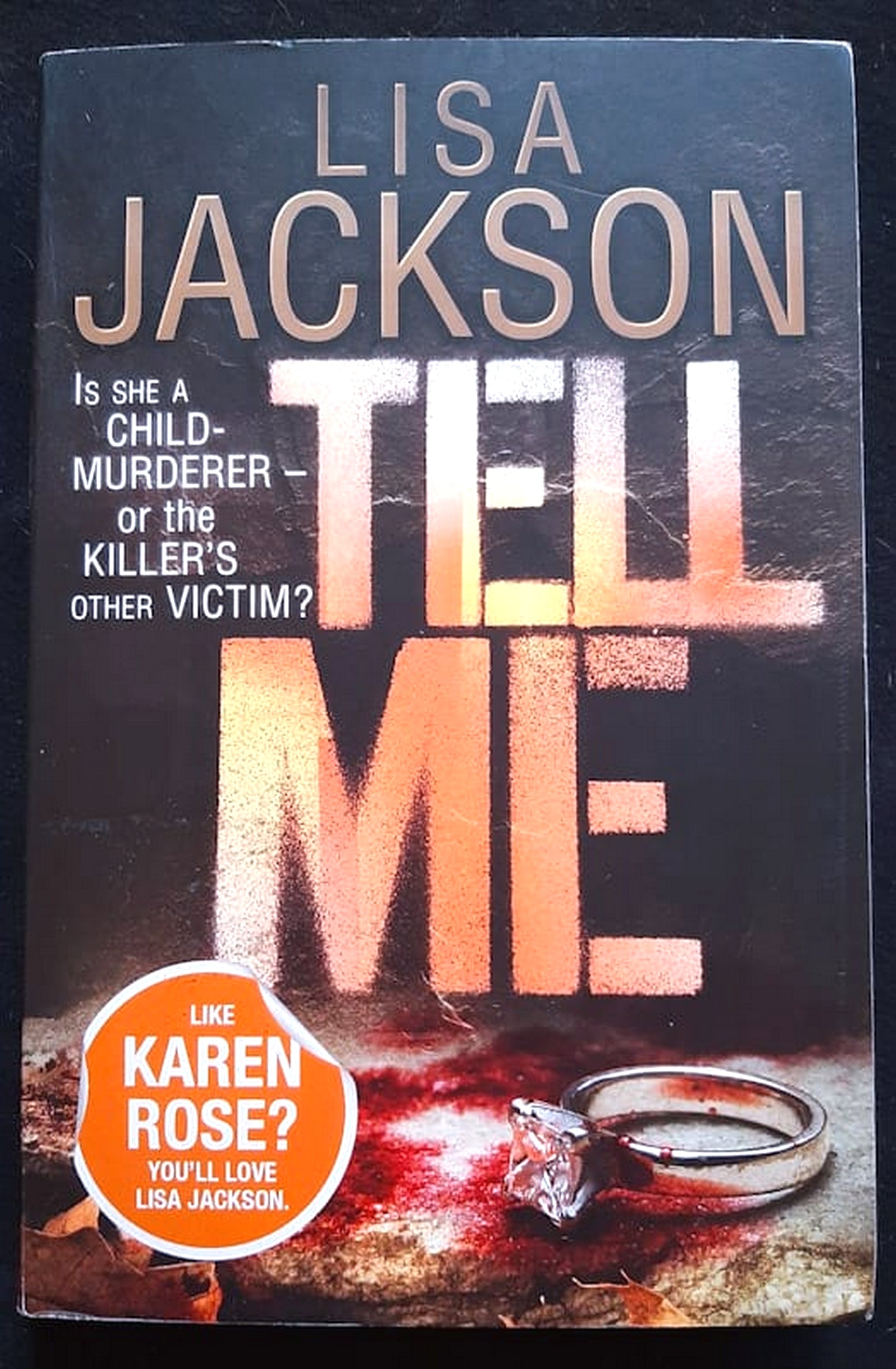 Front Cover Of Bestselling Book Tell Me (Savannah #3) (Lisa Jackson
)