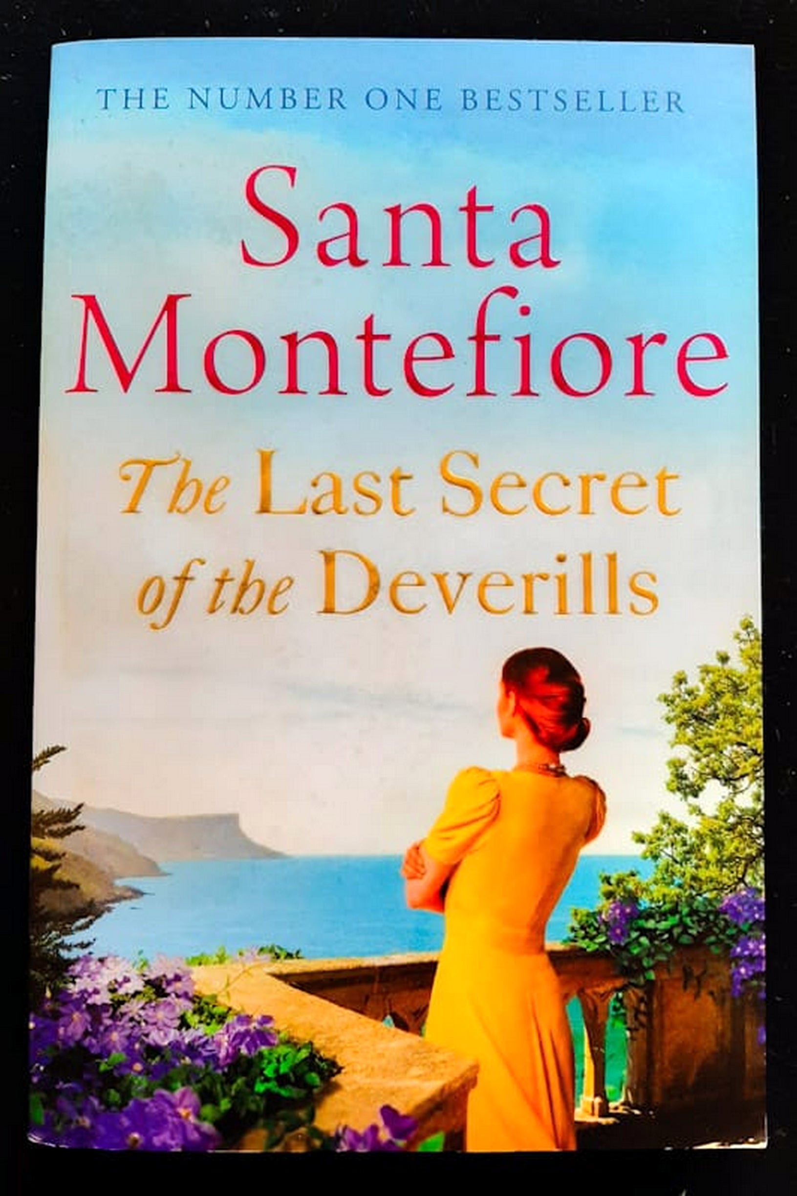 Front Cover Of Bestselling Book The Last Secret Of The Deverills (Deverill Chronicles #3) (Santa Montefiore
)